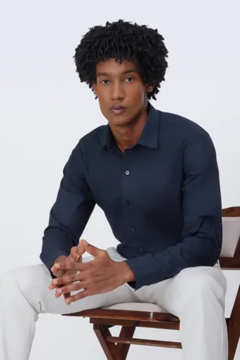 Derris Essential Classic Cotton Shirt - Navy Blue